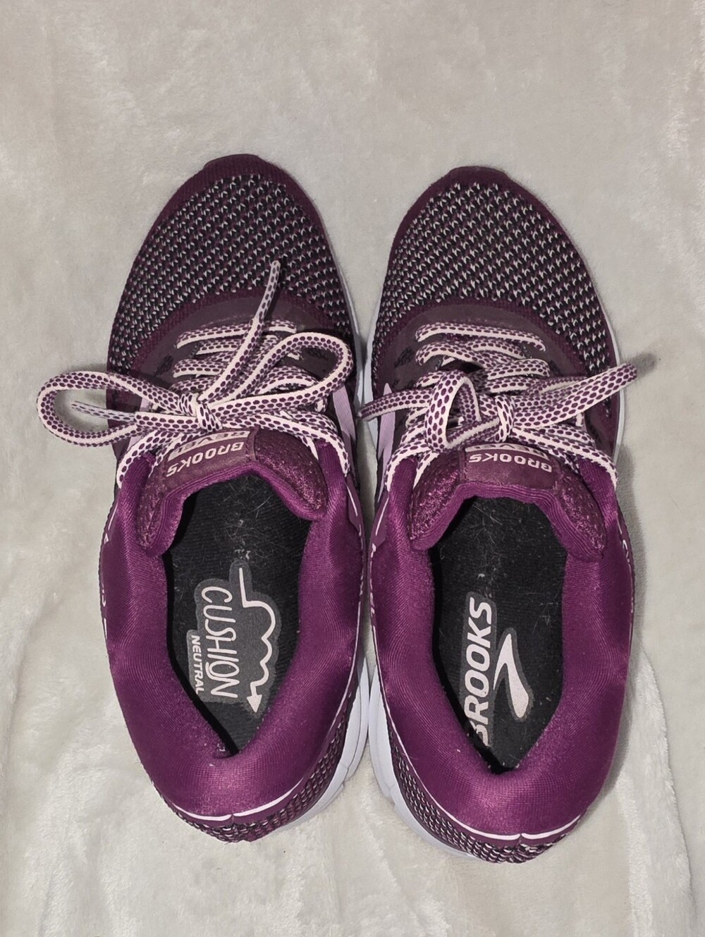 Brooks Revel Plum Running Shoes Size 6 Womens - Picture 6 of 8